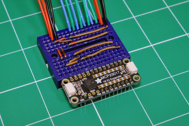 img-station-box-board.jpg